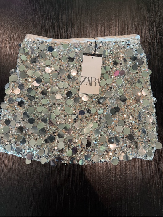 Zara Dresses & Skirts - Zara Silver Sequin Mini Skirt with Mirror Paillettes